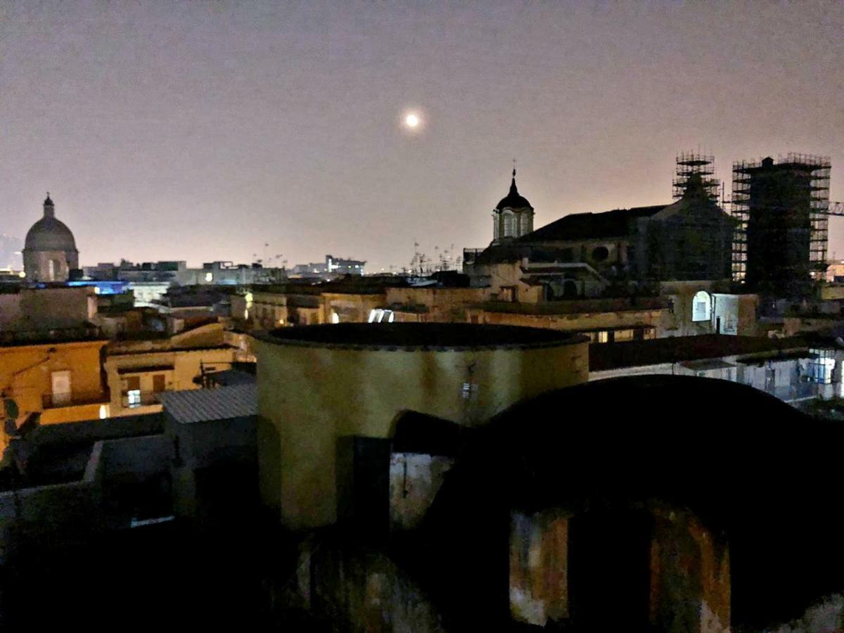 I Tetti Del Centro Storico Apartment เนเปิลส์ ภายนอก รูปภาพ